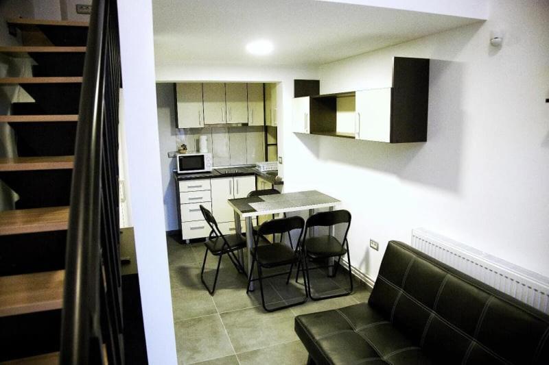 Apartament Twofloor Plopilor Kluż-Napoka Zewnętrze zdjęcie