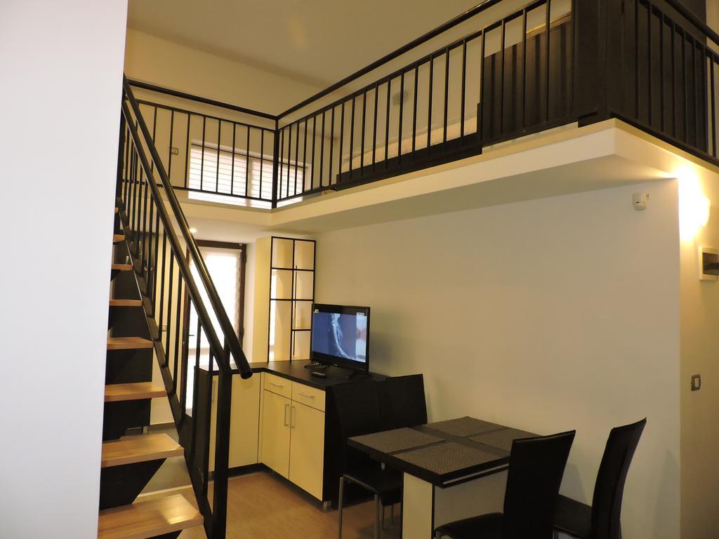 Apartament Twofloor Plopilor Kluż-Napoka Zewnętrze zdjęcie